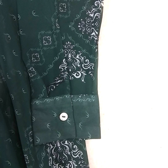 Soncy Semi Sheer High Low Waterfall Blouse Size 0 (12) in Green w/ White Print - Picture 11 of 14